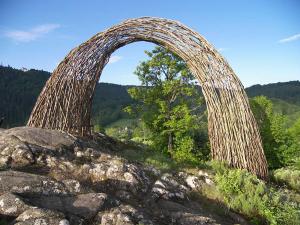 Roland Mayer. Eruption, 2008 Saplings and branches. Height 8 m length 14 m. Horizon Land Art Sancy, La Borboule Auvergne France .