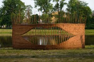 . Kasia Ozga. Lick your Lips, 2007 Woven Willow Wicker. 2 x 6 x 1 m. Rudnik, Poland. www.kasiaozga.com