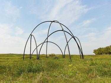 Dani Manheim. "Peasant Chapel".