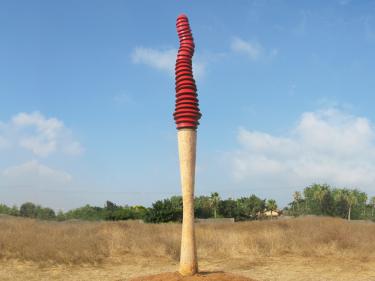 טניה פרמינגר. "להבה".