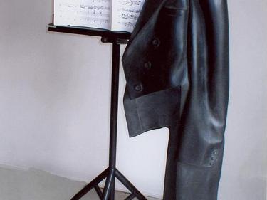 "Sometimes the music stops". Stand, marble.
