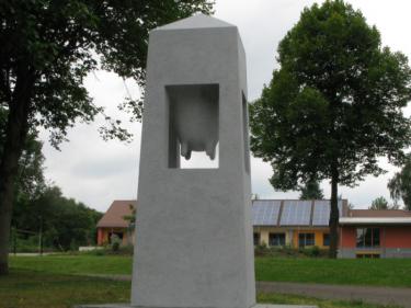 “SANCTUARY” 2012 Gabbro, 280 x 100 x 100 cm. Steinwenden, Germany.